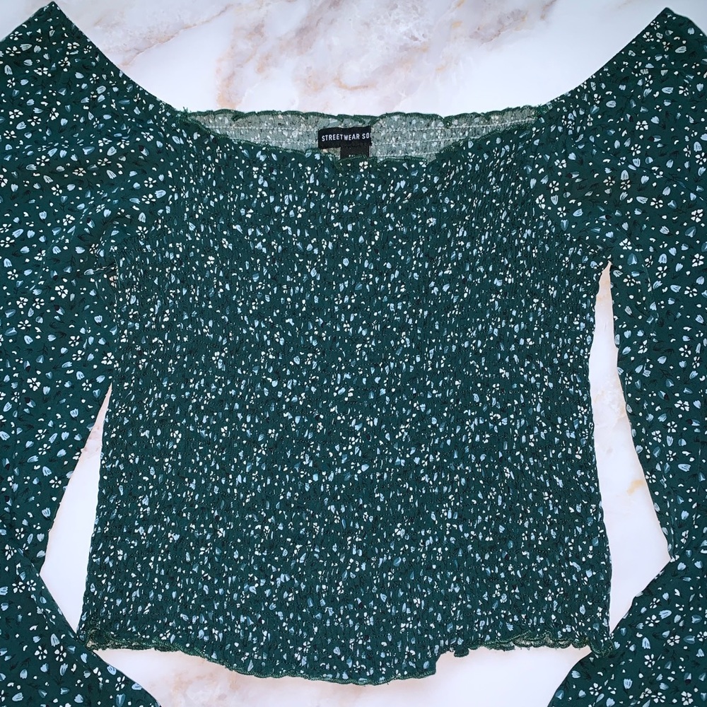 NWT Long sleeve shirred floral top